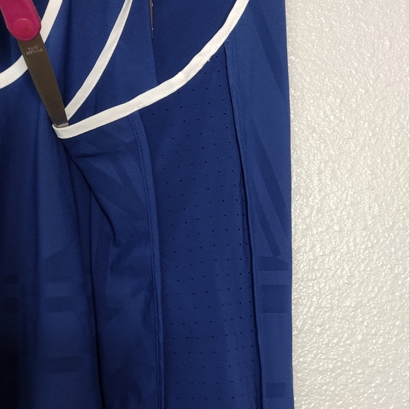 NWT Nike Standard Fit Girls Dress - Picture 7 of 12